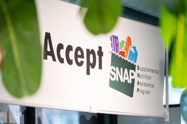 Representative Pressley Meets With SNAP-Dependent Food Sellers 