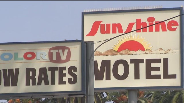 sunshine-motel.jpg 