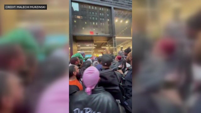 NYPD officers outside Vans store 