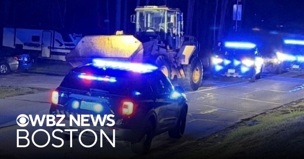 Massachusetts man in front-end loader arrested after slow-speed chase