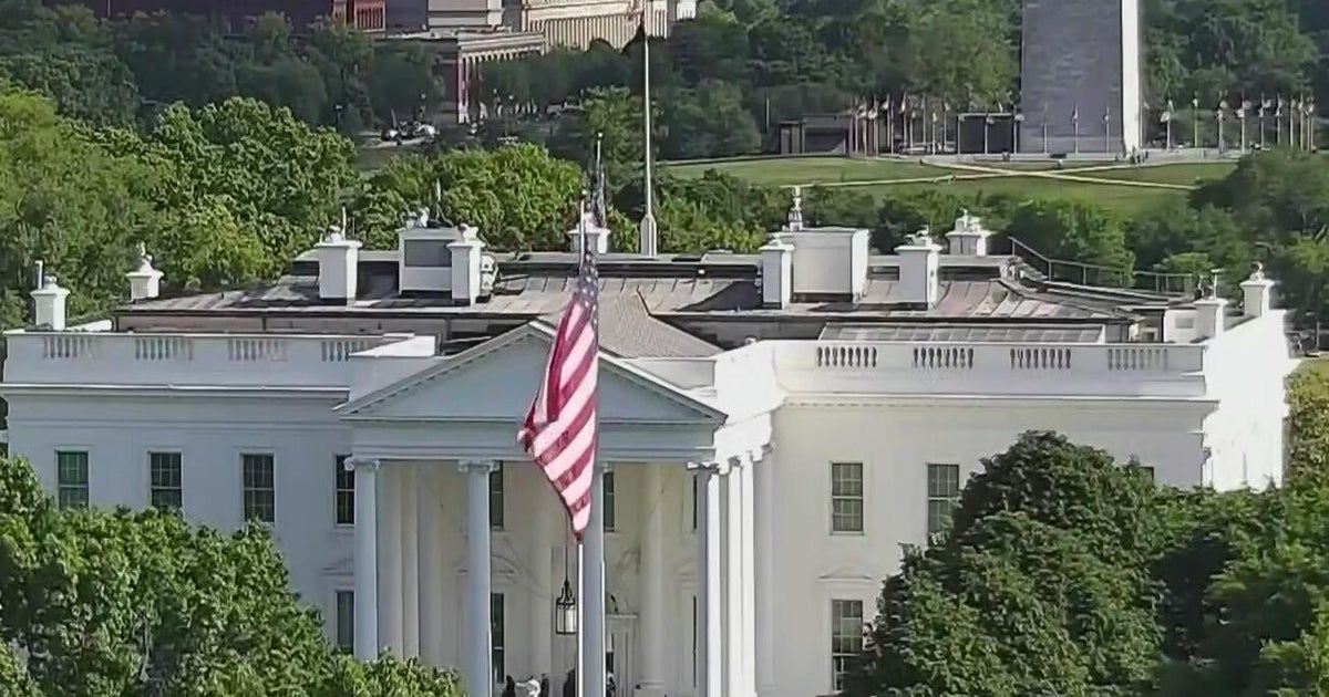Breaking: White House briefly placed on lockdown after shooting near Washington Monument