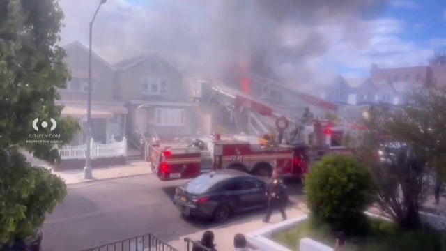11-east-elmhurst-fire-image.jpg 
