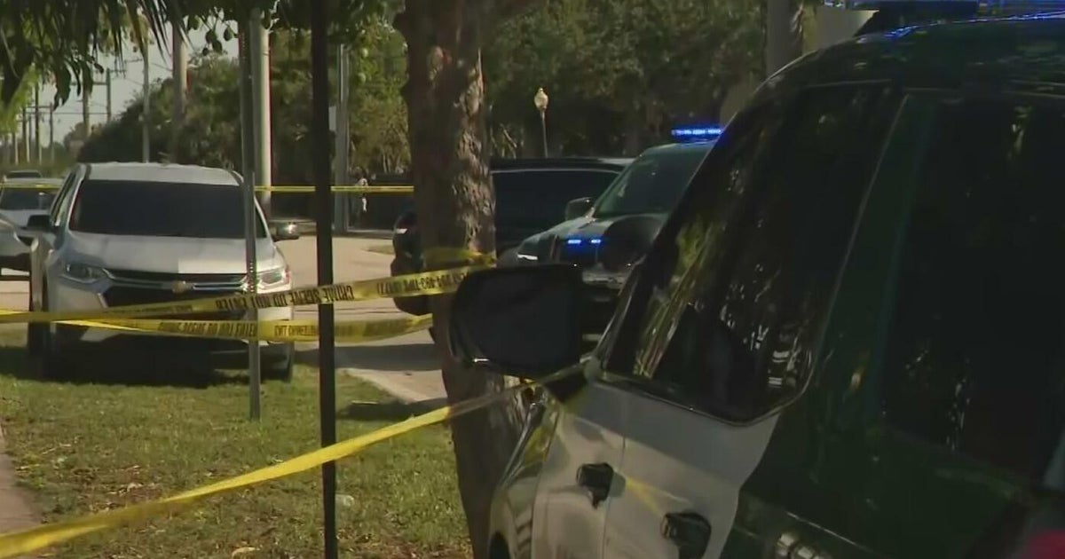BSO searching for suspect after teen was shot in Pompano Beach - CBS Miami