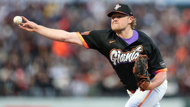 giants-padres-2274722758.jpg 