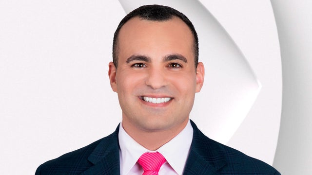 talent-headshot-nic-merianos.jpg 
