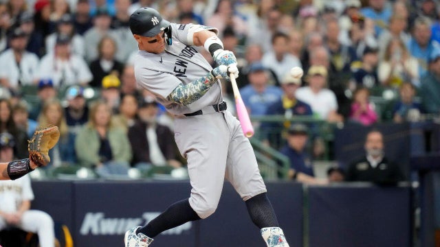 yankees-brewers-aaron-judge.jpg 