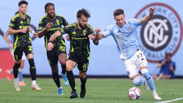 nycfc-columbus-hannes-wolf.jpg 