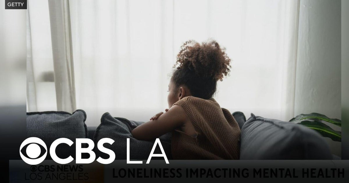 The loneliness epidemic, and how it impacts your mental health - CBS ...