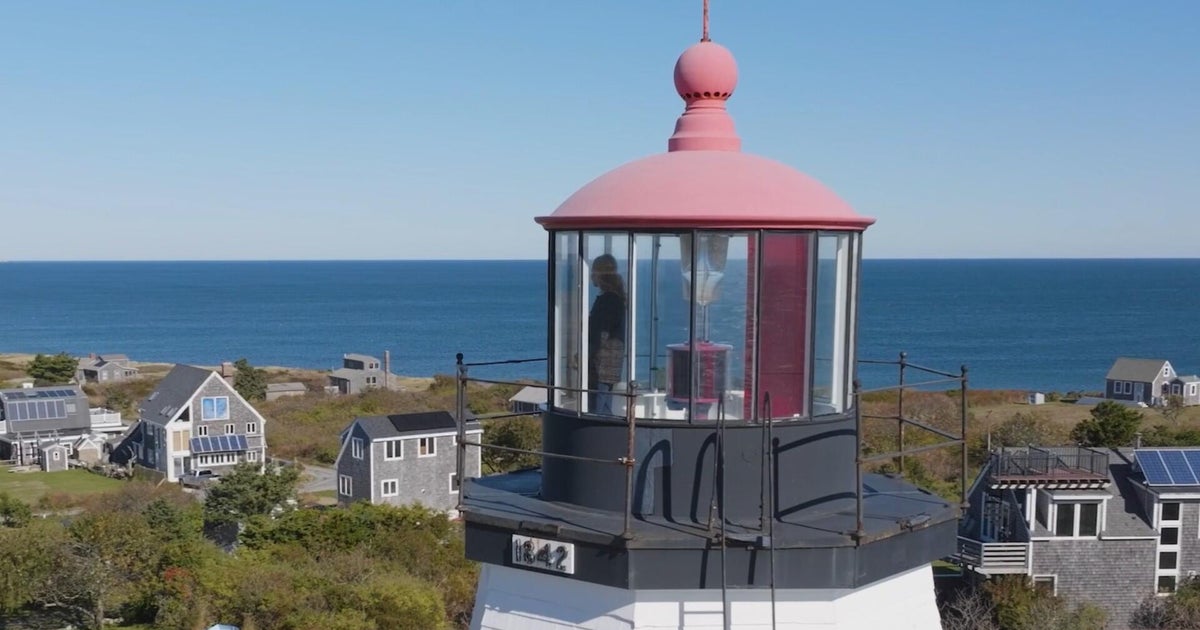 Historic lighthouse serves as coastal landmark on Massachusetts coast