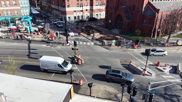 central-square-confusion-5p-pkg-bos00agu-hi-res-still.jpg 