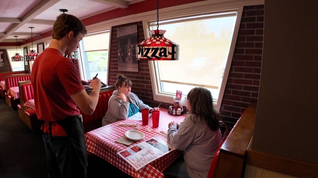 retrorestaurants.jpg 