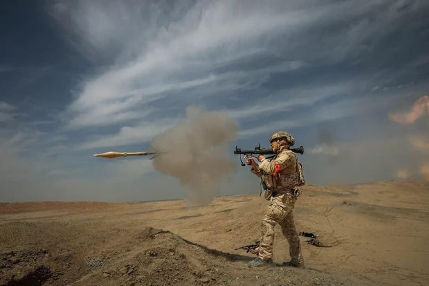 Iran's Revolutionary Guard holds subject   drills successful  Tehran state  