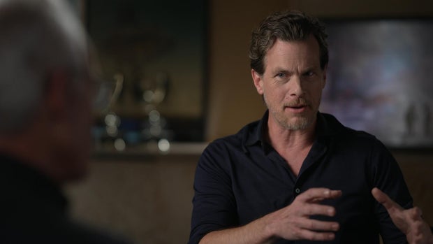 Jonathan Nolan 