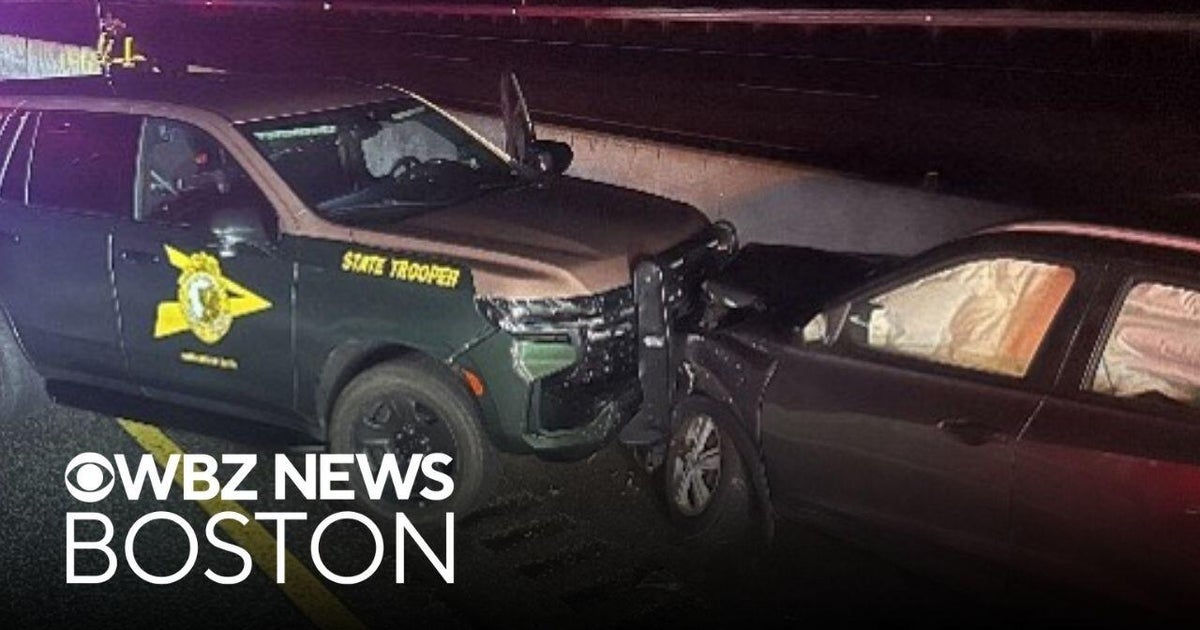 Trooper in New Hampshire uses cruiser to stop wrong-way driver - CBS Boston