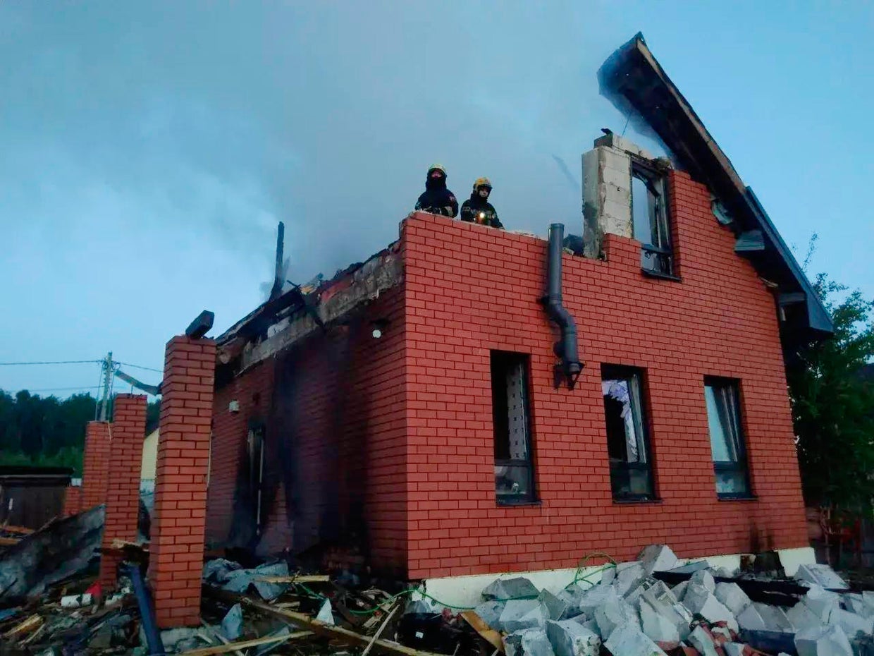 At least 4 killed in one of the largest Ukrainian drone strikes on ...