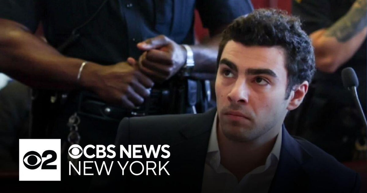Luigi Mangione trial judge expected to rule on key evidence - CBS New York