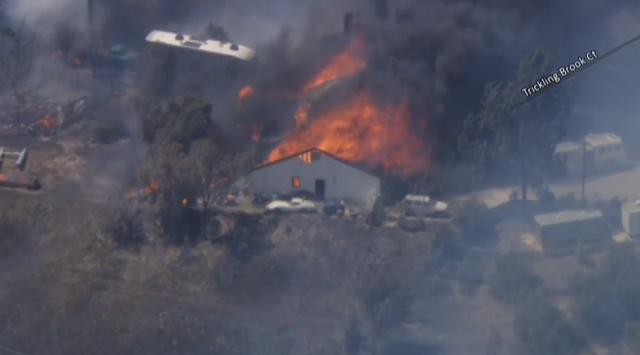 sandy-fire.png 