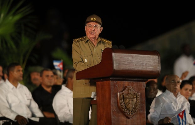 Raul Castro speaks at memorial for Fidel Castro in Santiago De Cuba 