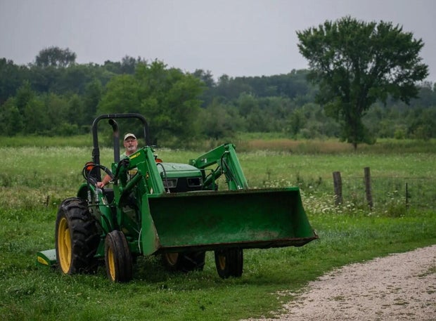 tractor.jpg