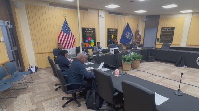 Pontiac school board OKs consolidation plan 