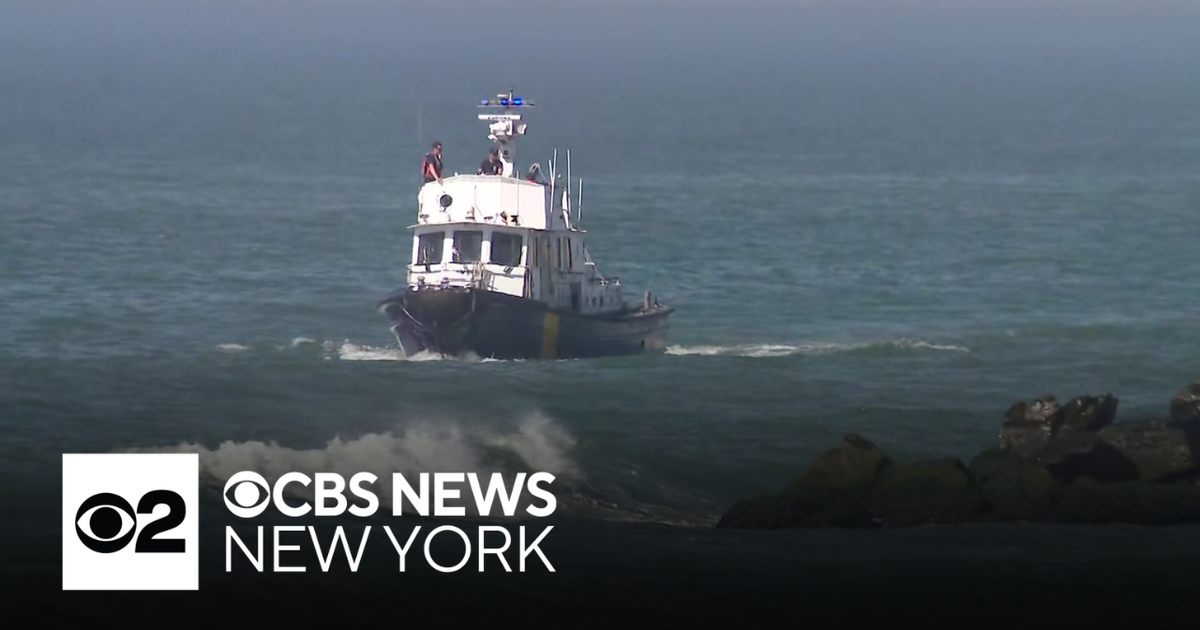 Desperate search for young swimmer who went missing off Rockaway Beach ...
