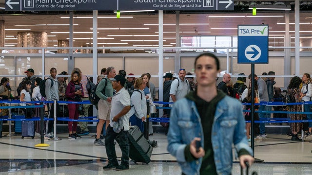 Travelers At HartsfieldJackson Atlanta International Airport Ahead Of Memorial Day Weekend 