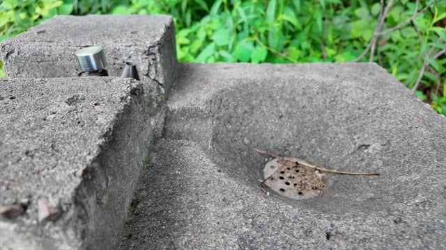 Dry water fountain 