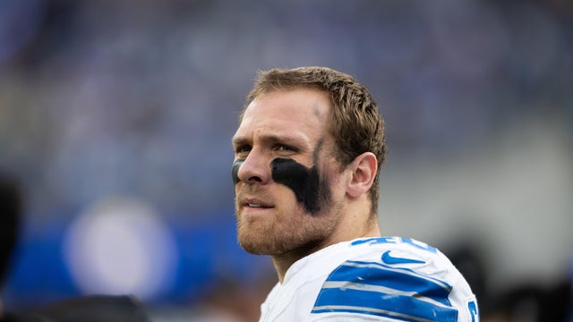 Lions Moves Football 