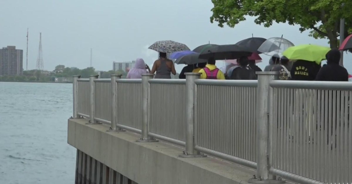 Detroit Social Walk Club highlights more than fitness