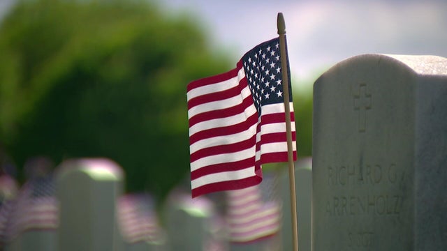 5p-vo-flags-for-memorial-da-wccoaiic.jpg 