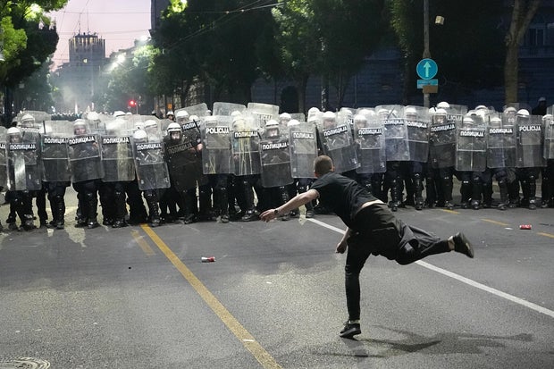 Serbian protesters clash with police amid anti-government rally in Belgrade