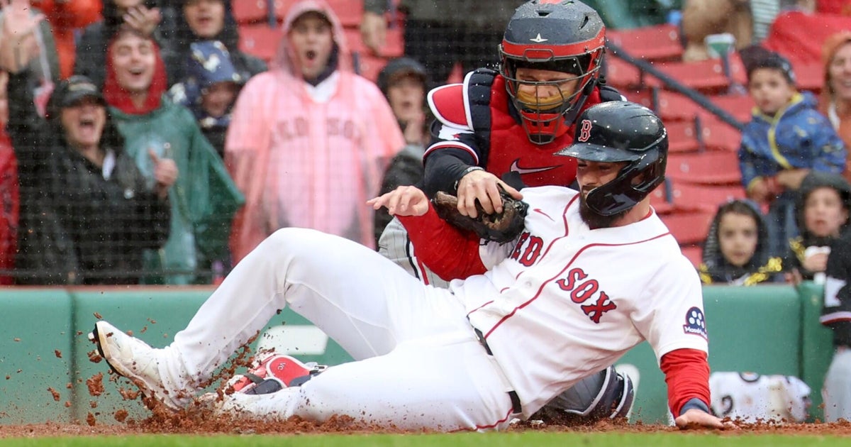 Red Sox swept by Twins at soggy Fenway Park after game-tying run cut down at home in 9th