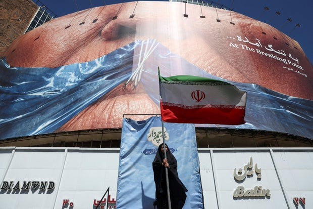 Iran says obstacles remain, but acknowledges deal taking shape with U.S.