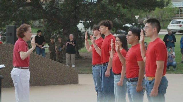 usmc-enrollment-5pkg-frame-1837.jpg 