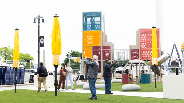 Spirit Plaza 