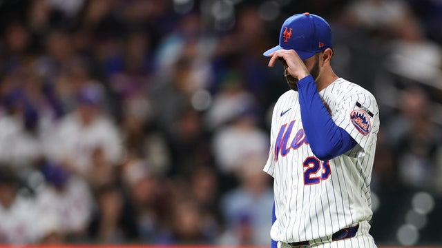 David Peterson #23 of the New York Mets walks off the mound after the sixth inning against the Cincinnati Reds at Citi Field on May 26, 2026 in the Queens borough of New York City. 