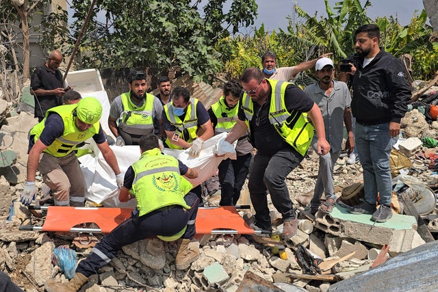 Trump says Iran is "negotiating on fumes"; Israeli strikes kill 31 in Lebanon amid intensifying conflict.