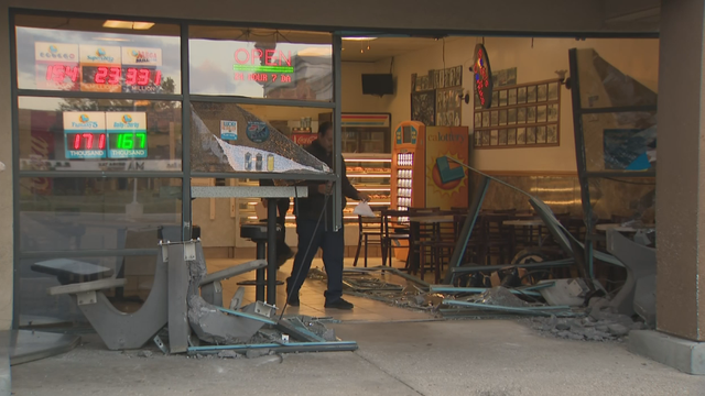 simi-valley-donut-shop.png 
