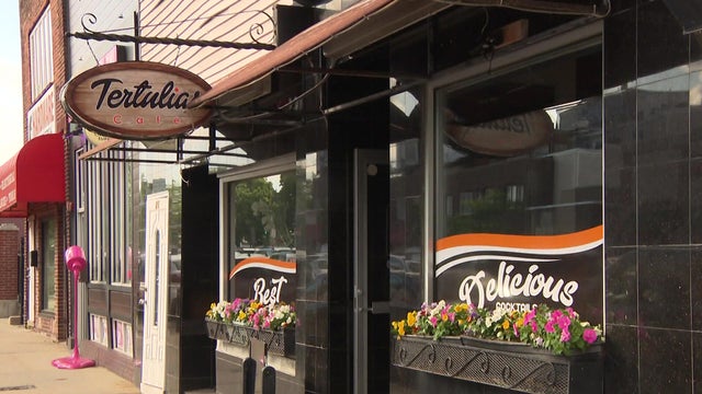 Tertulias Cafe 