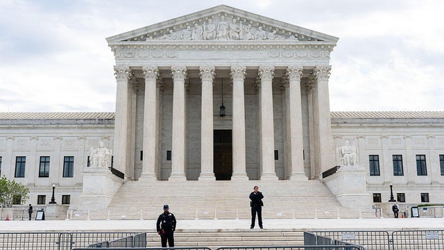Senators Advance Resolution To Block Their Pay During Shutdowns 
