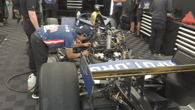 AJ Foyt Racing's Santino Ferrucci, Homes for Troops race for veterans