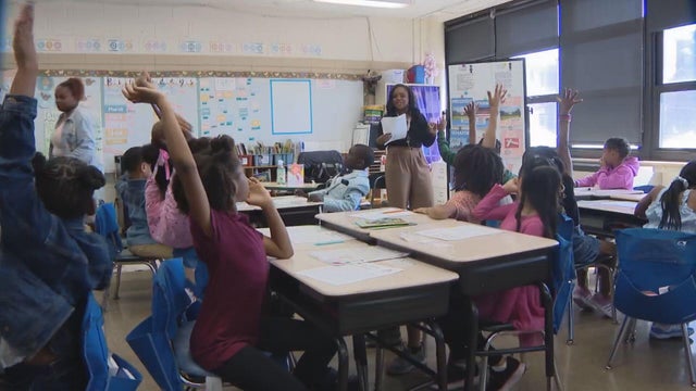 woodlawn-students-obamas.jpg 