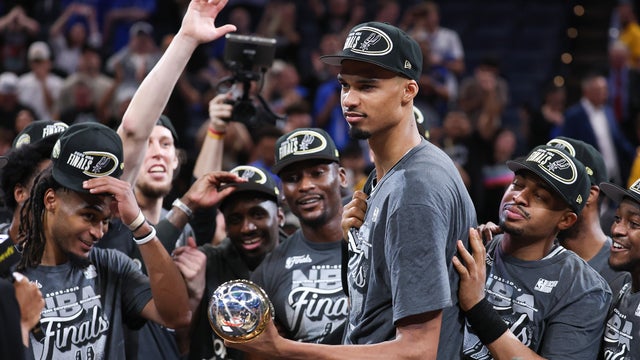 San Antonio Spurs v Oklahoma City Thunder - Game Seven 
