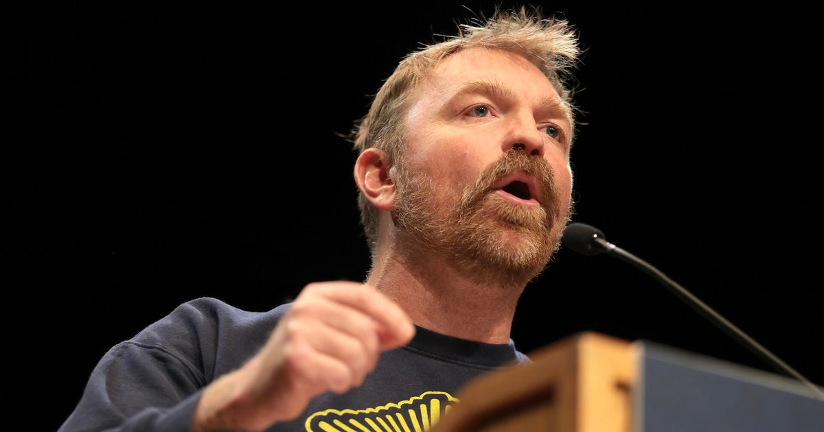 Graham Platner’s sexting controversy rocks his campaign