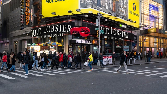 New York City Exteriors And Landmarks 