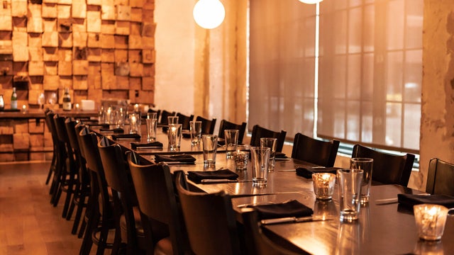 rear-dining-961164425.jpg 
