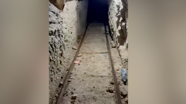 tunnel2.png 