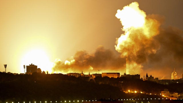 TOPSHOT-UKRAINE-RUSSIA-CONFLICT-WAR 