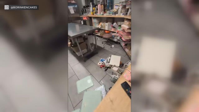 borinken-cakes-theft-1.jpg 