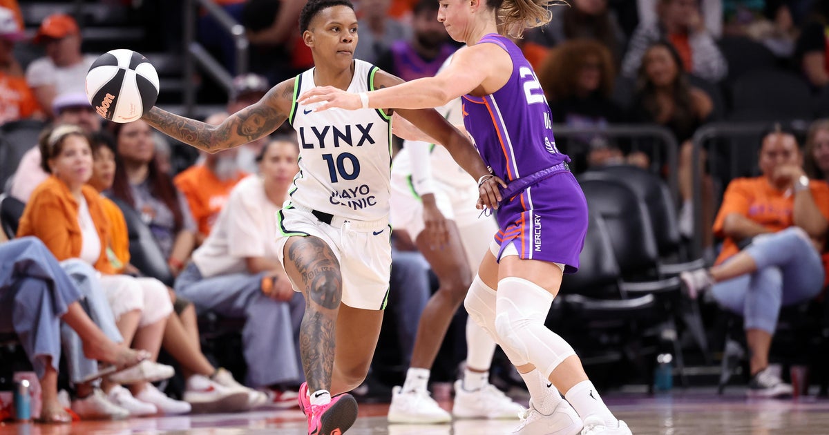 Courtney Williams scores 30, Olivia Miles has 19 and the Lynx ease past the Mercury 111-77